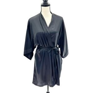 Victoria's Secret Black Silky Elegant Short Wrapper Robe Sz S-M
